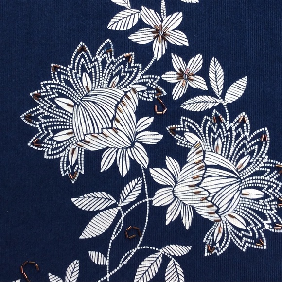 Corduroy embellished floral beaded skirt - Picture 3 of 5